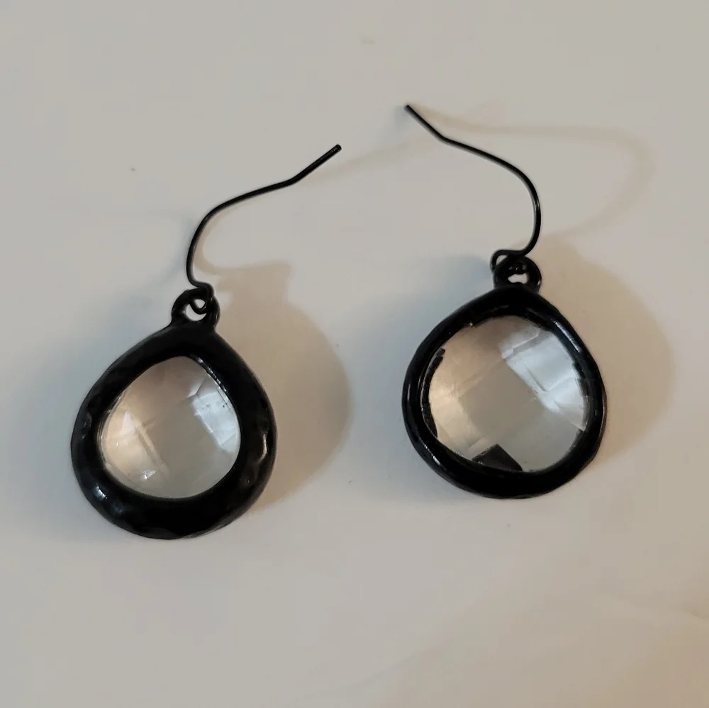 Teardrop Clear Crystal Black Setting Pierced Earrings